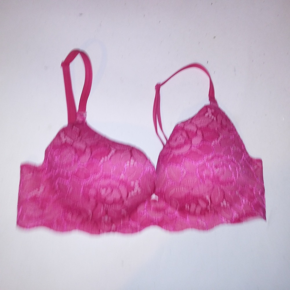 Victoria Secret Bra 34C Very Sexy Push Up Secret Embrace Pink Lace Scallop Trim